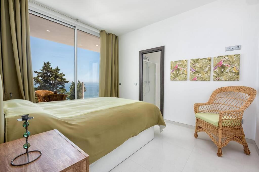 Villa Punta Lara Нерха Экстерьер фото